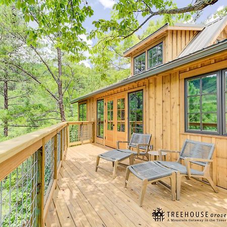ガトリンバーグ The Moosewood In Treehouse Grove At Norton Creekヴィラ エクステリア 写真