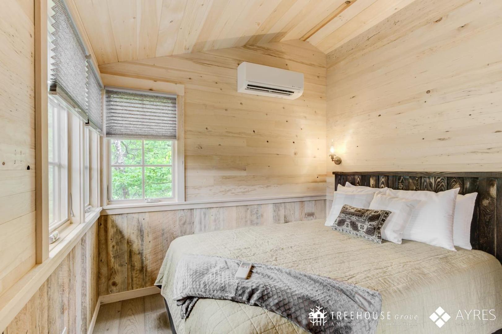 ガトリンバーグ The Moosewood In Treehouse Grove At Norton Creekヴィラ エクステリア 写真